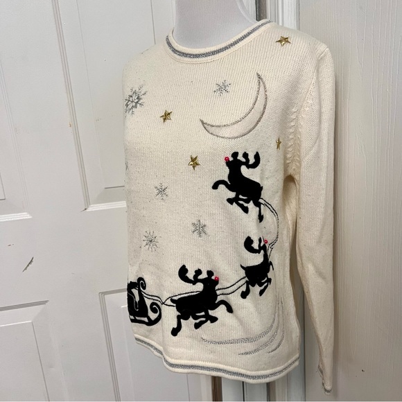 Christmas Sweater Reindeer G3 - Picture 2 of 4